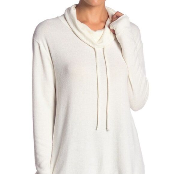 Socialite Tops - Socialite Funnel Neck Long Sleeve Sweater